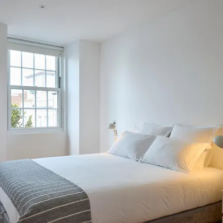 Hostel Matriz 55, & Πόντα Ντελγκάντα