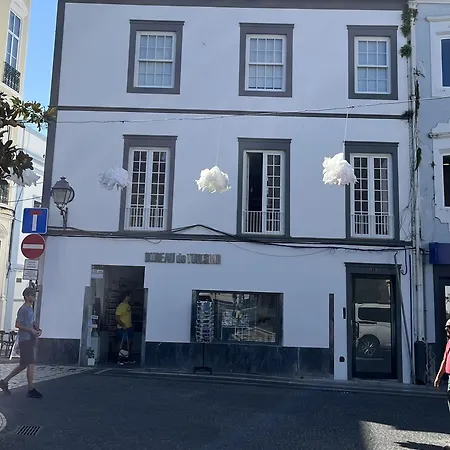 Matriz 55, & Πόντα Ντελγκάντα