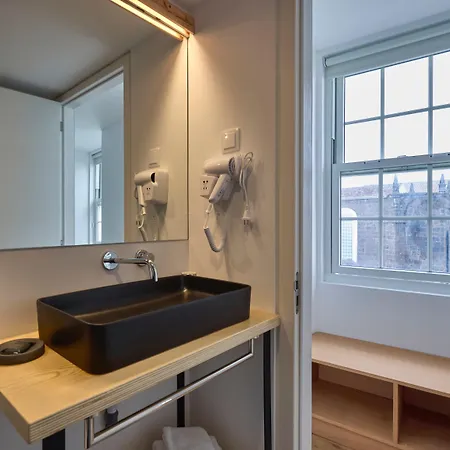 Matriz 55, & Πόντα Ντελγκάντα