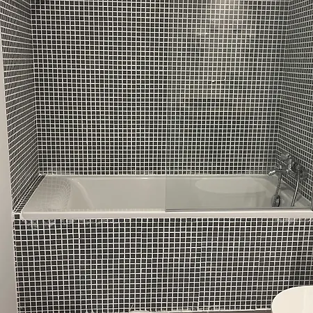 Matriz 55, & Πόντα Ντελγκάντα