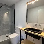 Matriz 55, & *