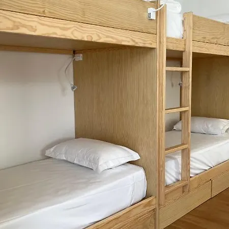 Hostel Matriz 55, & Ponta Delgada (Sao Miguel)