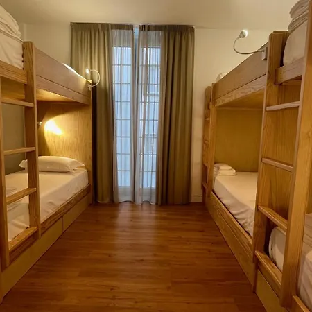 Matriz 55 Hostel *
