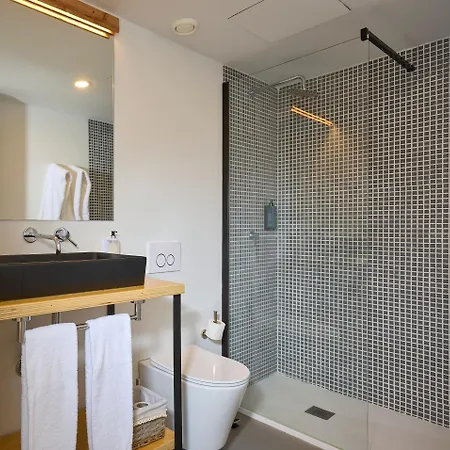 Matriz 55, & Ponta Delgada