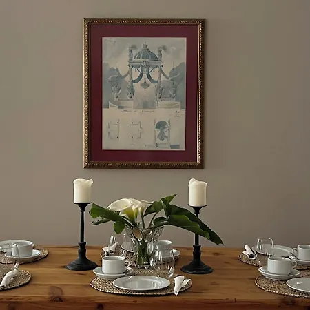 Matriz 55, & Vandrarhem Ponta Delgada