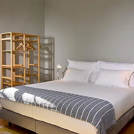Matriz 55 אכסניה Ponta Delgada