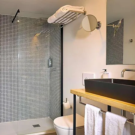 Matriz 55 אכסניה Ponta Delgada