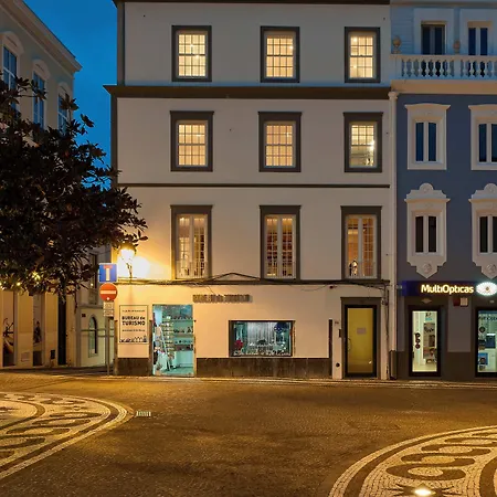 Matriz 55 Hostel Ponta Delgada (Sao Miguel)