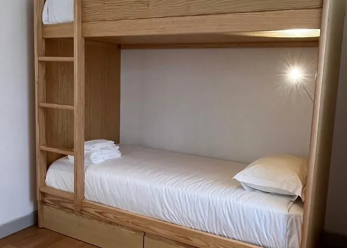 Matriz 55, & אכסניה